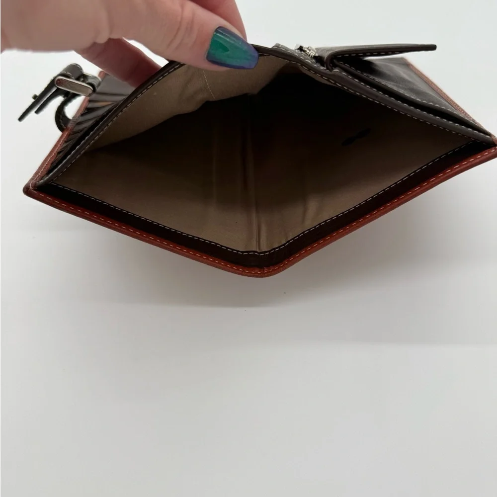 Puntotres Genuine Leather Travel Wallet Passport Organizer Brown Spain Zip